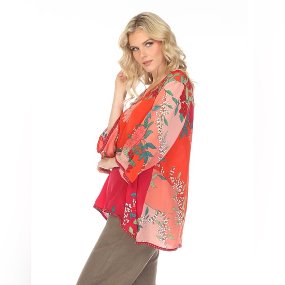 NEW JOHNNY WAS 100% silk NEW blouse top long sleeve, womens Medium embroidered - Picture 5 of 7